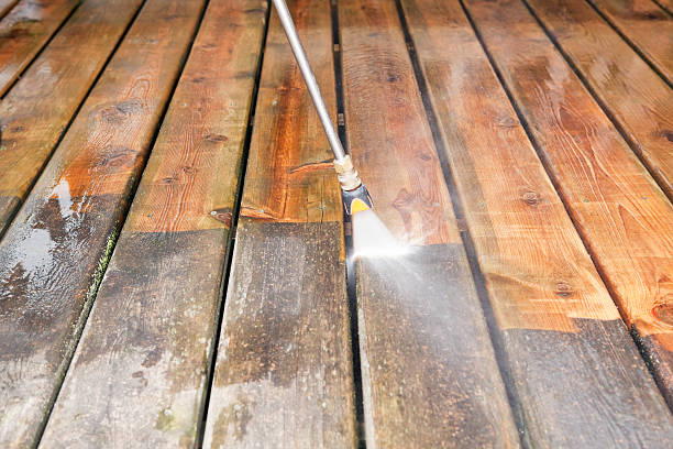 Best Pool Deck Cleaning in Byron, MN